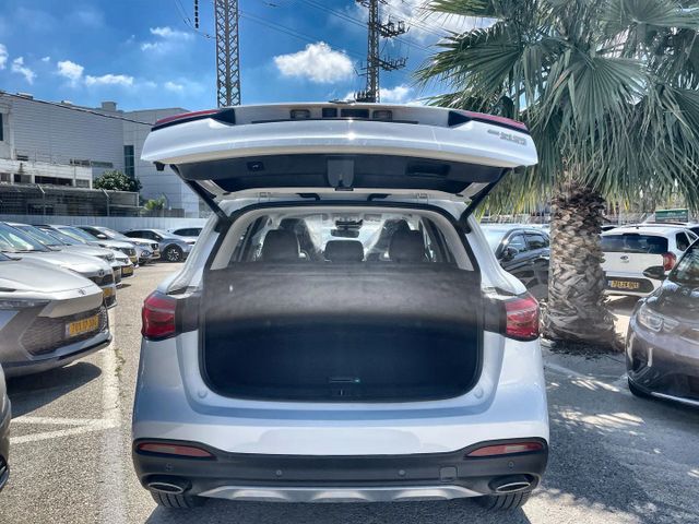 אם ג'י EHS PHEV