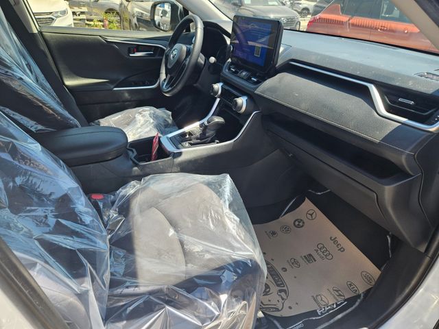 טויוטה RAV4