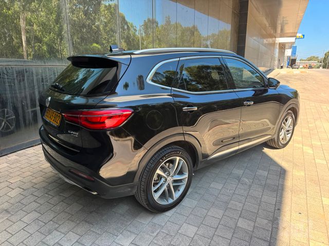 אם ג'י EHS PHEV