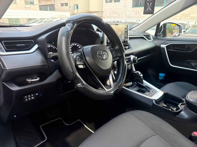 מודעת רכב טויוטה RAV4 1