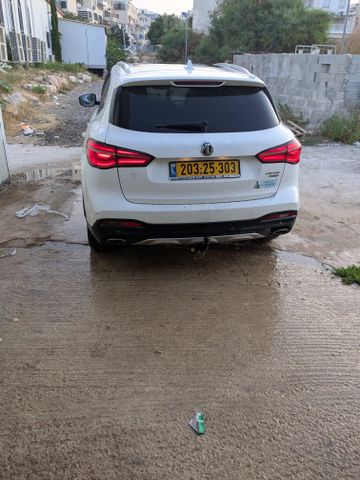 אם ג'י EHS PHEV