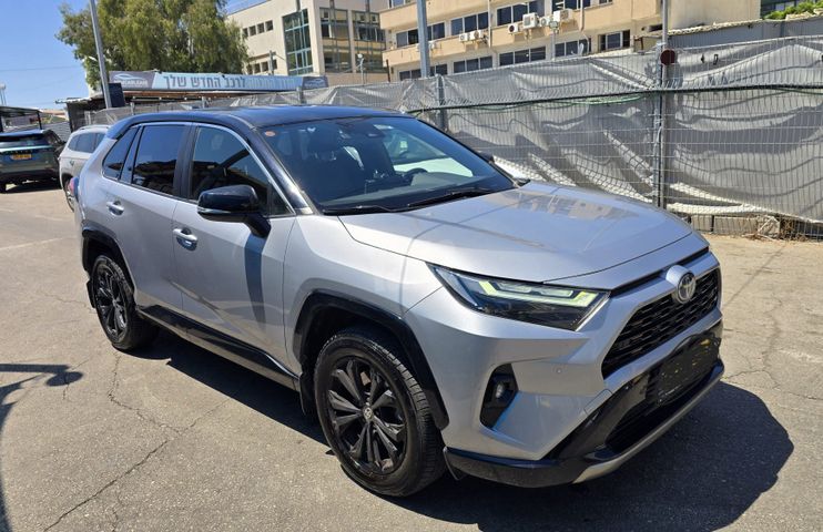 טויוטה RAV4
