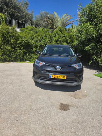 טויוטה RAV4