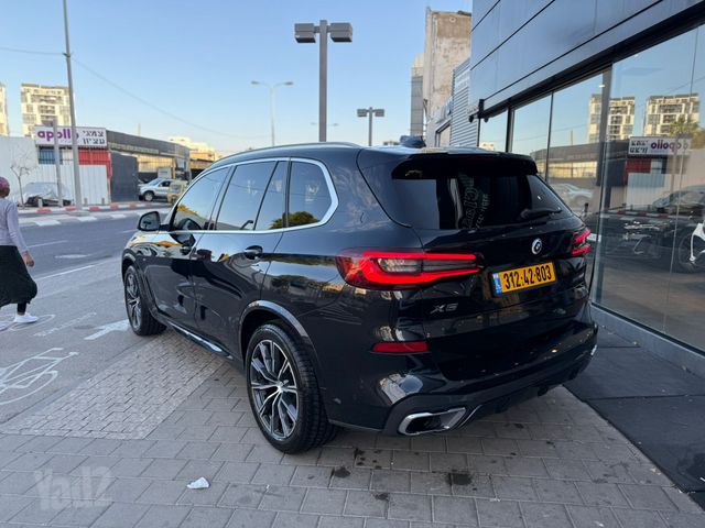 ב מ וו X5