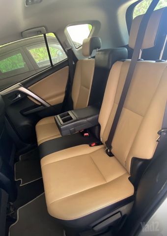 טויוטה RAV4