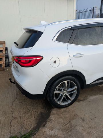 אם ג'י EHS PHEV