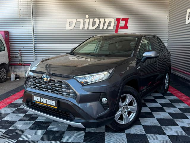 טויוטה RAV4