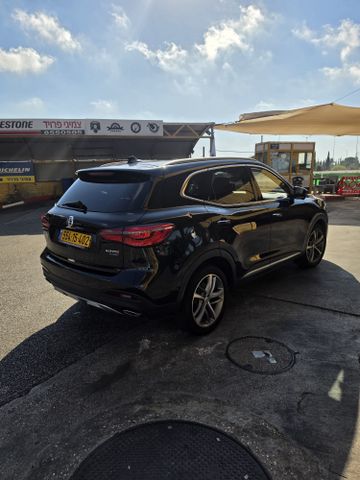 אם ג'י EHS PHEV