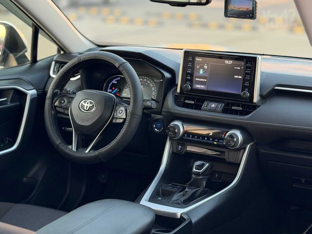 טויוטה RAV4
