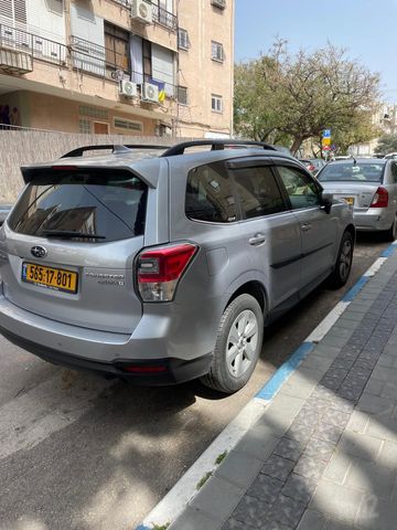 סובארו פורסטר