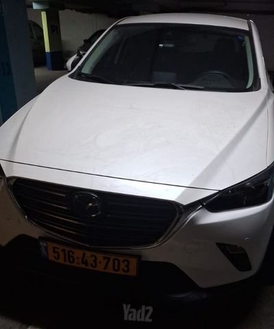 מודעת רכב מאזדה CX-3