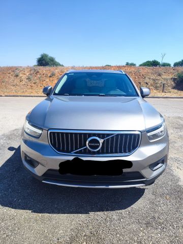 וולוו XC40
