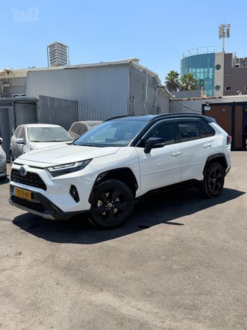 טויוטה RAV4