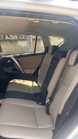 טויוטה RAV4