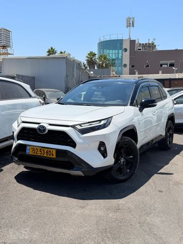 טויוטה RAV4