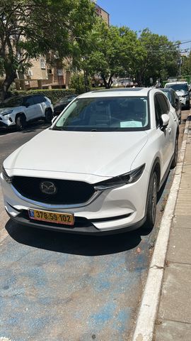 מודעת רכב מאזדה CX-5