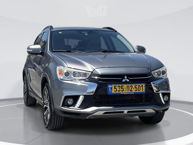 מודעת רכב מיצובישי ASX