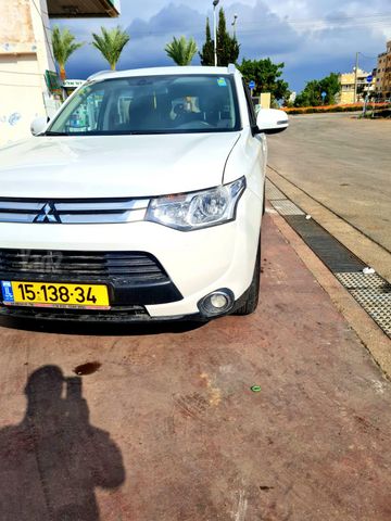 מודעת רכב מיצובישי אאוטלנדר