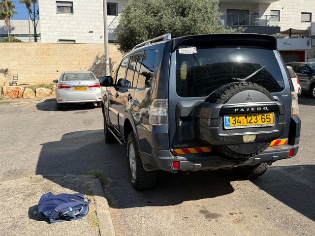 מיצובישי פג'רו