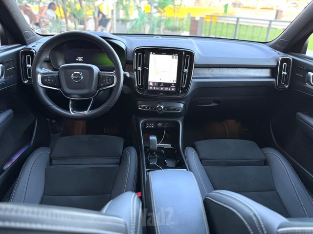 וולוו XC40