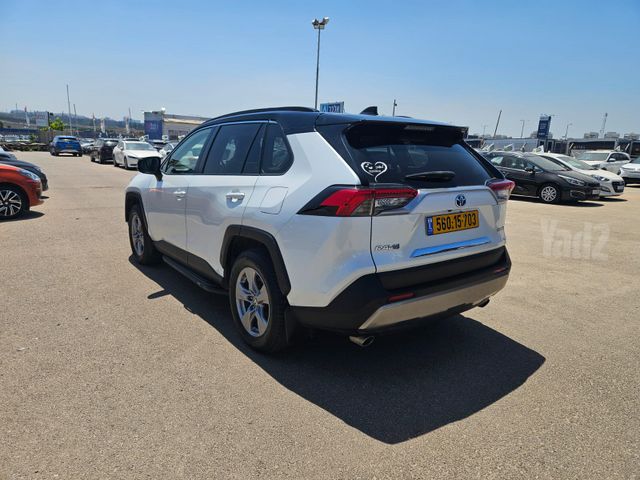 טויוטה RAV4