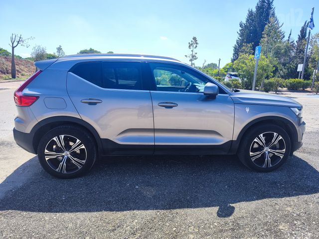 וולוו XC40