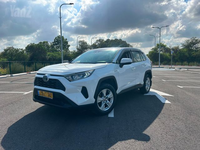 מודעת רכב טויוטה RAV4