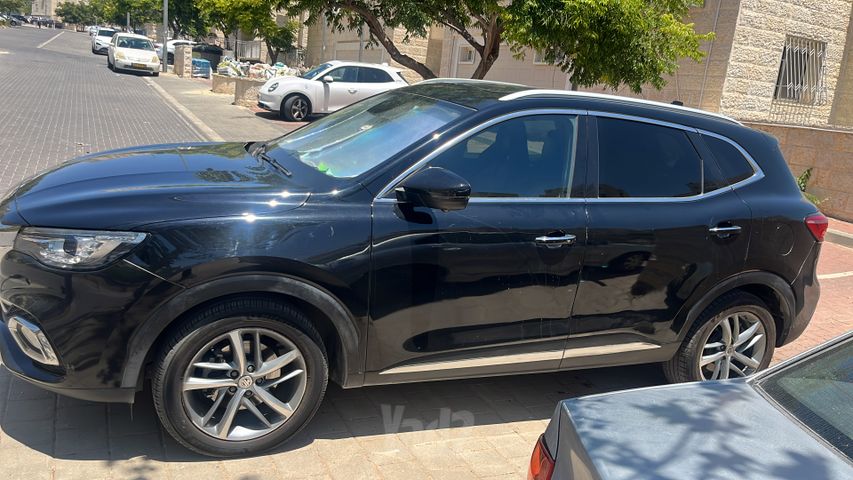 מודעת רכב אם ג'י EHS PHEV