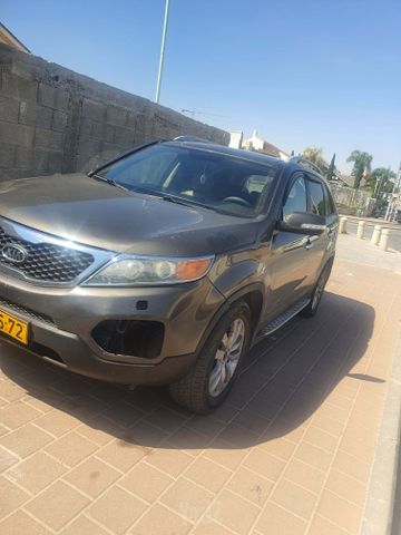 מודעת רכב קיה סורנטו