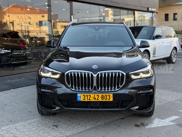 ב מ וו X5
