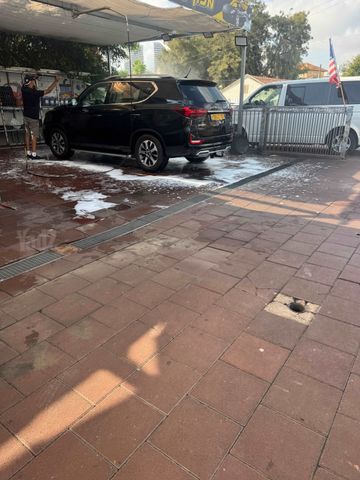 מודעת רכב סאנגיונג רקסטון