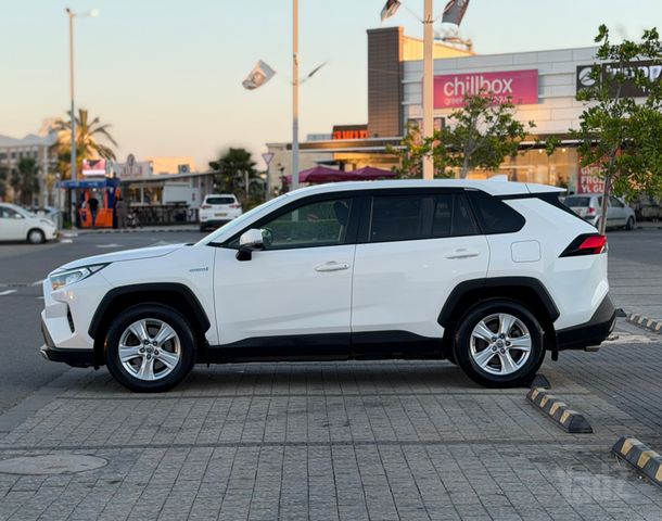 טויוטה RAV4
