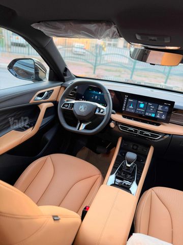 אם ג'י EHS PHEV