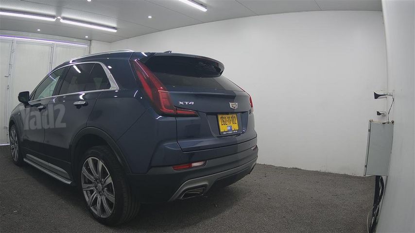קאדילק XT4
