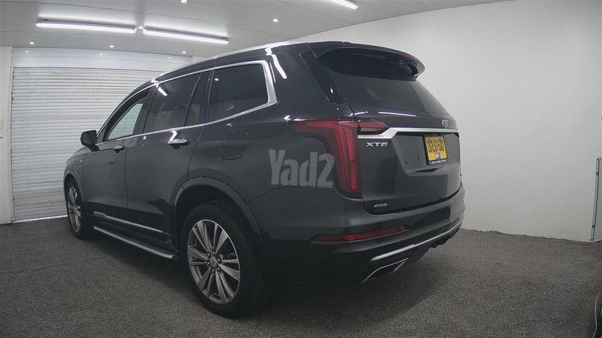 קאדילק XT6