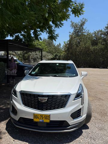 קאדילק XT5