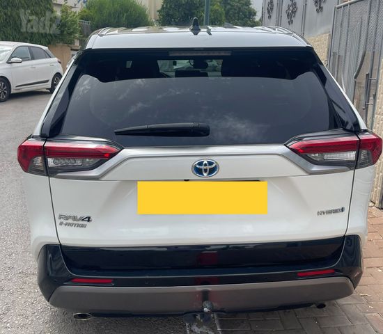 טויוטה RAV4