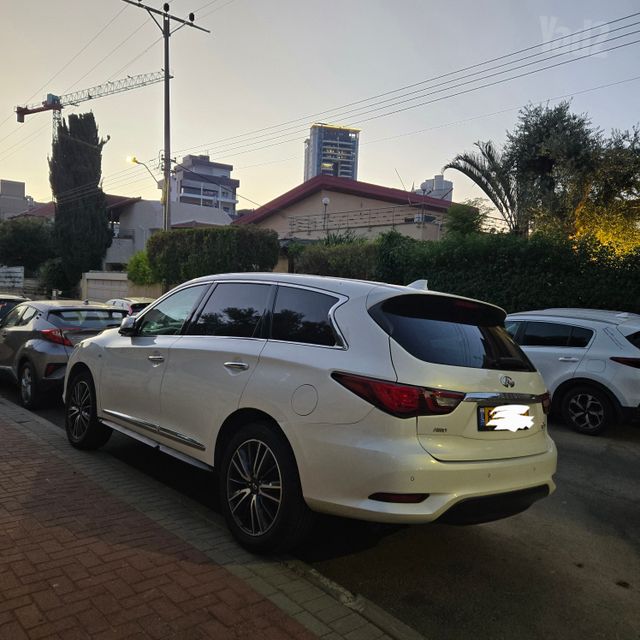אינפיניטי QX60