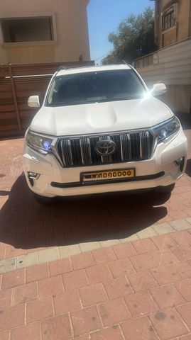 מודעת רכב טויוטה לנד קרוזר