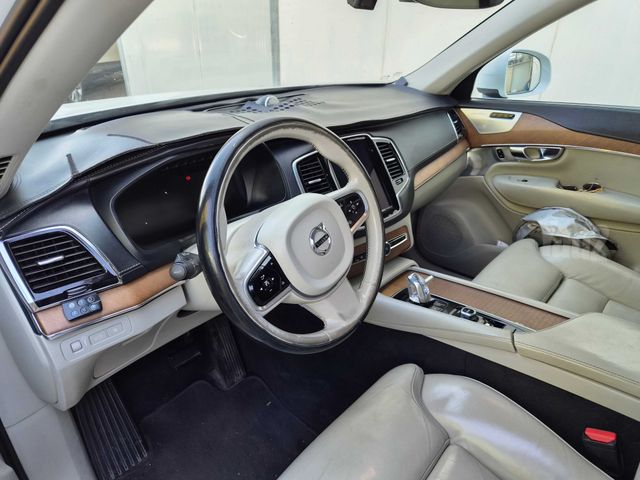 וולוו XC90