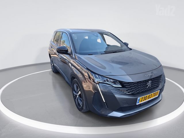 פיג'ו 5008