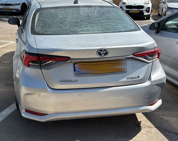 מודעת רכב טויוטה קורולה 2