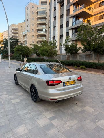 פולקסווגן ג'טה
