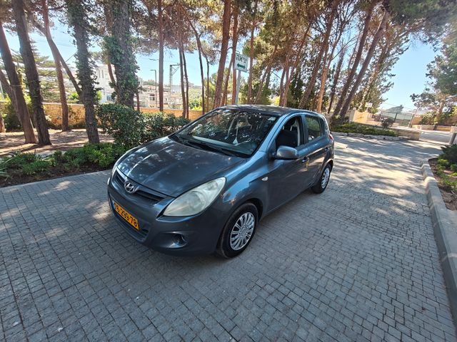 מודעת רכב יונדאי i20