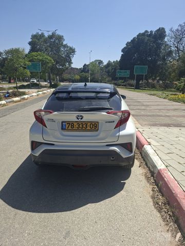 טויוטה C-HR