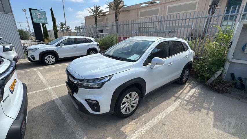 סוזוקי S-Cross