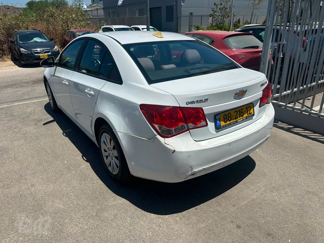 שברולט קרוז