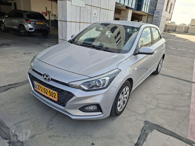 יונדאי i20