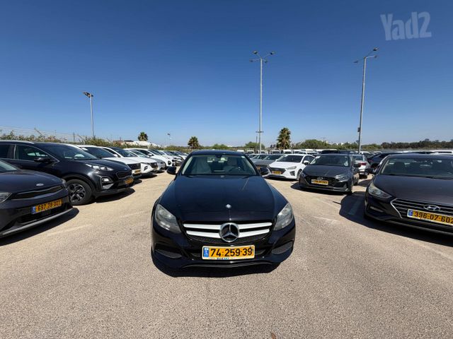 מודעת רכב מרצדס-בנץ C-class