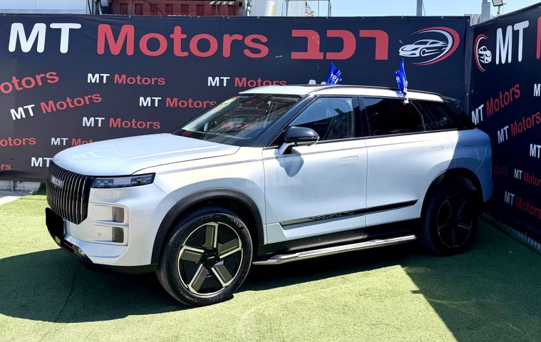 ג'אקו J7